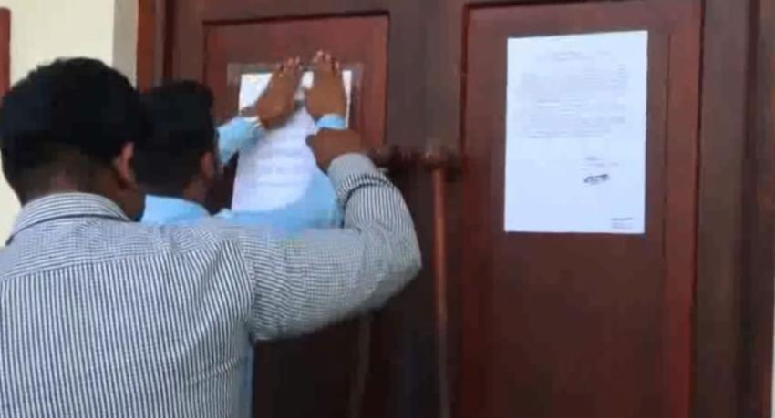 Bribery Officers Post Court Notice